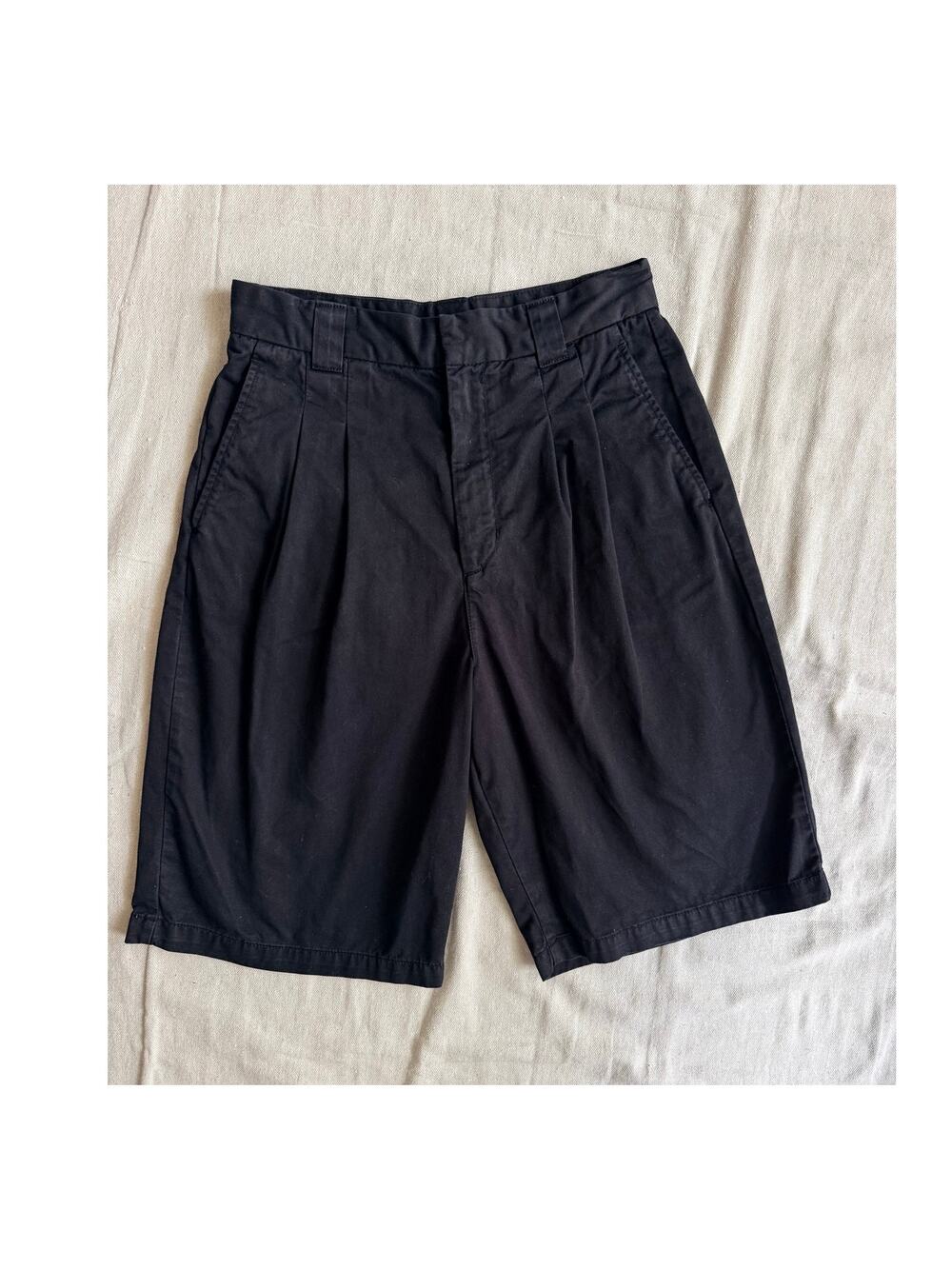 Carhartt WIP Tristin Shorts Womens Size 29 Black Pleated High Waisted  Relaxed